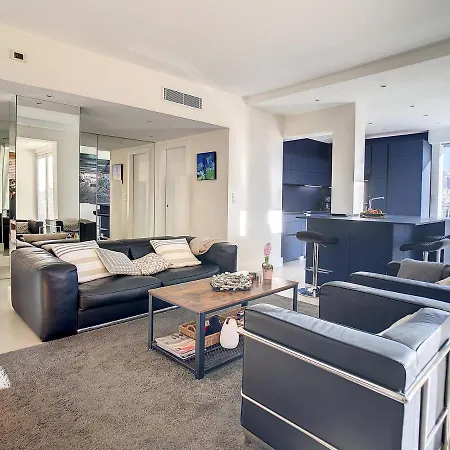 Apartment Penthhouse 2 Bedroom 2 Mins From The Croisette 335