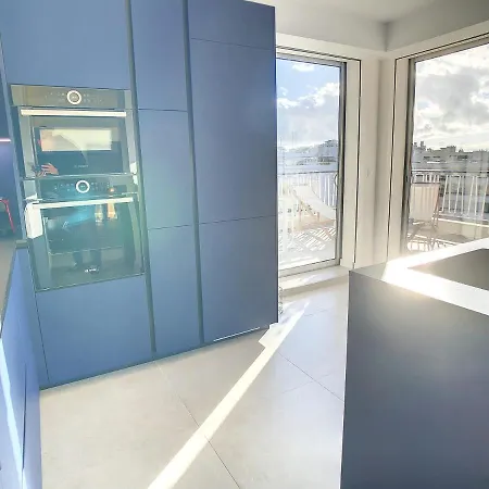 Apartment Penthhouse 2 Bedroom 2 Mins From The Croisette 335